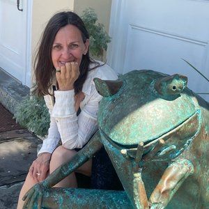 Meet your Posher, Helen